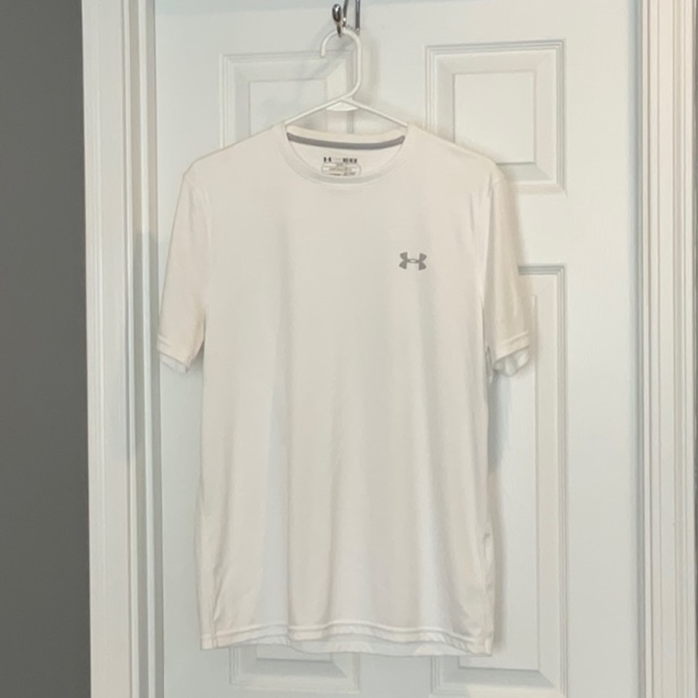 Mens white under armor shirt